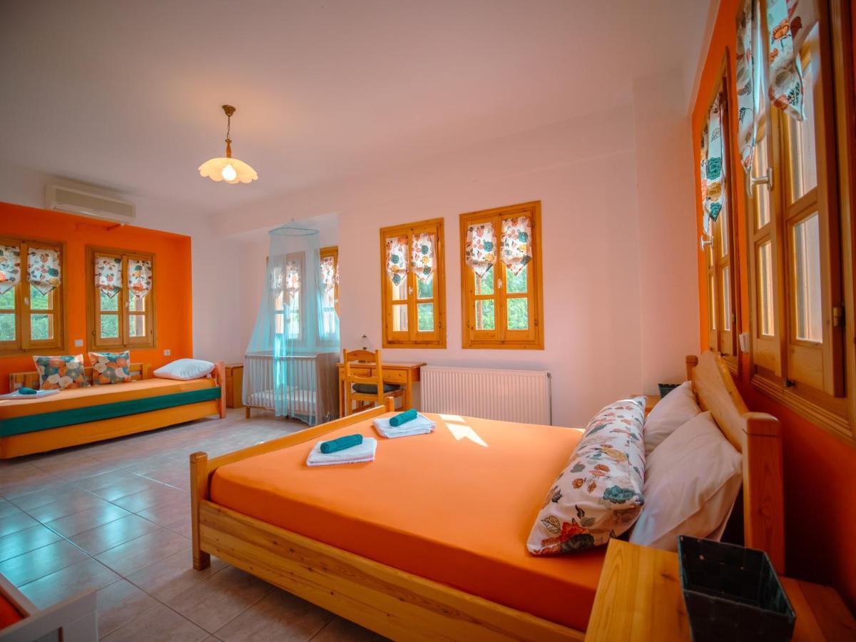 Orange House For Big Families In Damouchari - Delicious Houses Eksteriør billede